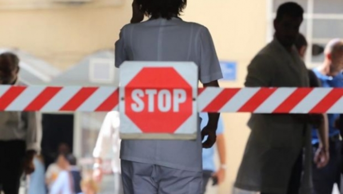 Στην εντατική σήμερα η υγεία: Απεργούν οι νοσοκομειακοί γιατροί