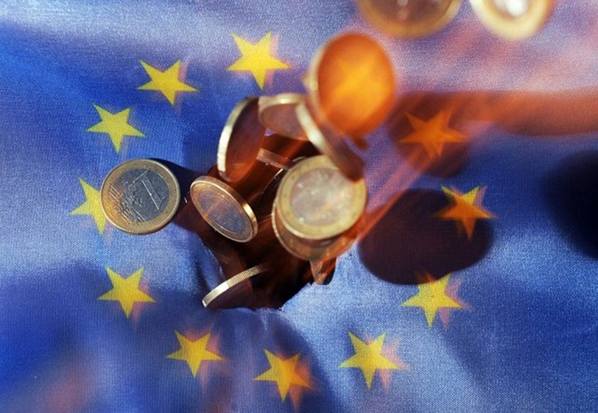 Οι συνέπειες από την κατάρρευση του ευρώ – Ποιοί χάνουν και ποιοί κερδίζουν