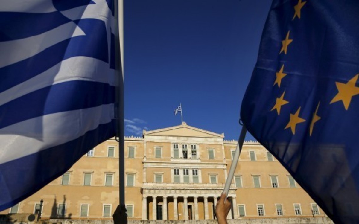 Τι προβλέπει ο Νοστράδαμος για την Ελλάδα το 2034…