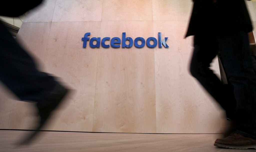 Τεράστια έρευνα στη Γερμανία για τους όρους του Facebook