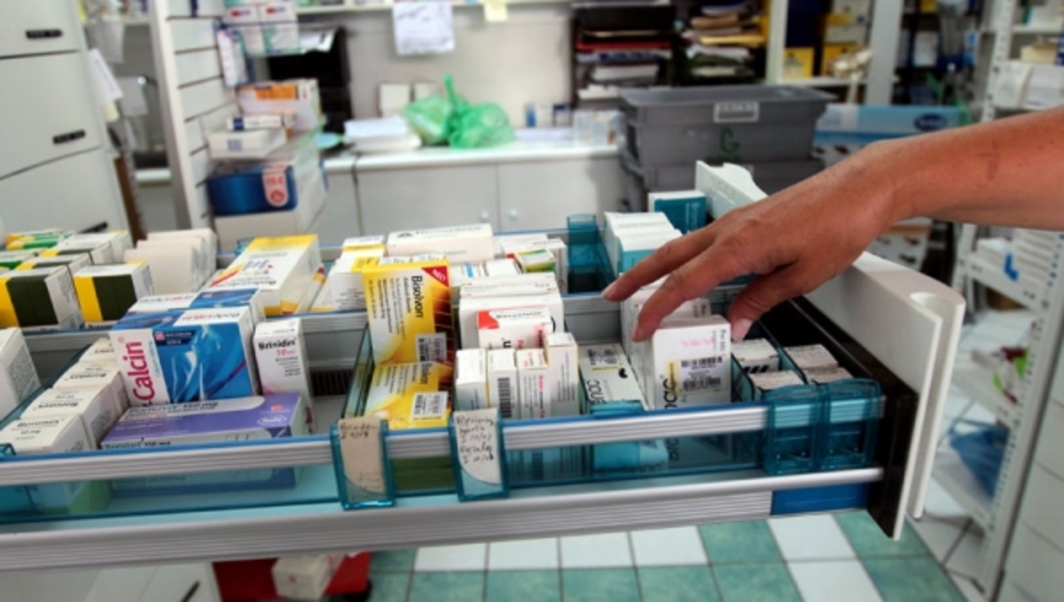 Έρχονται τα ακριβά φάρμακα από τα φαρμακεία της γειτονιάς;