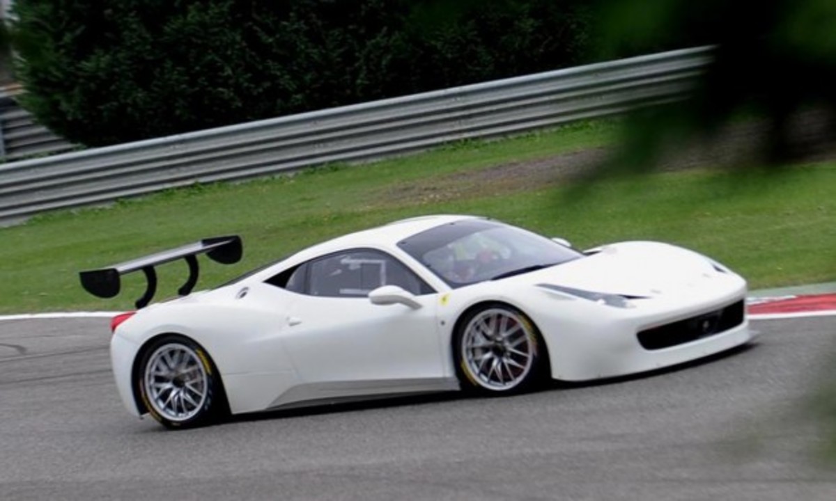 Νέα Ferrari 458 Challenge Evoluzione για τις πίστες