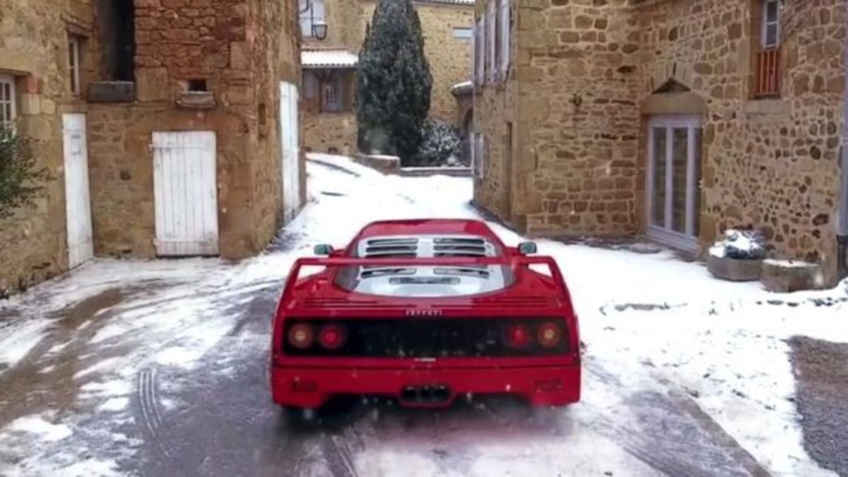 Η αγγελία αυτής της Ferrari F40 είναι για Όσκαρ [vid]