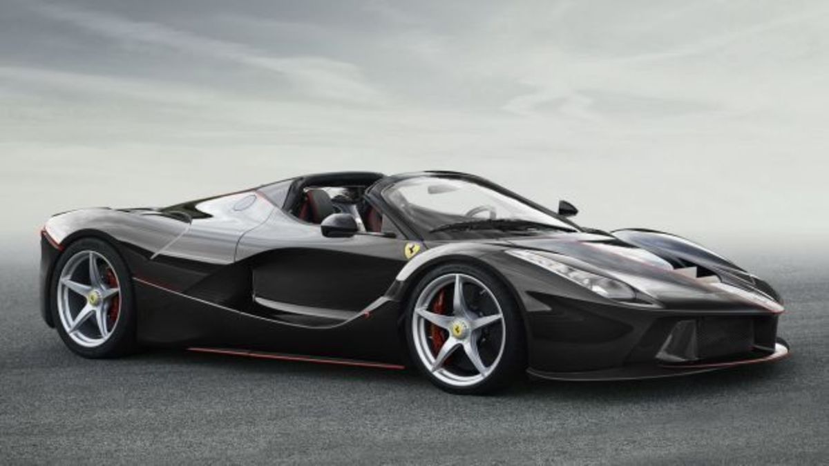 Έτοιμη και η «ανοικτή» εκδοχή της LaFerrari