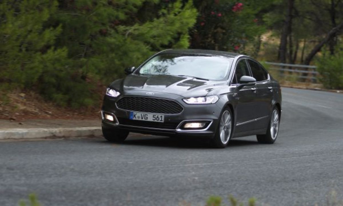 Δοκιμάζουμε το Ford Mondeo που σου κάνει μασάζ σε… luxury περιβάλλον!