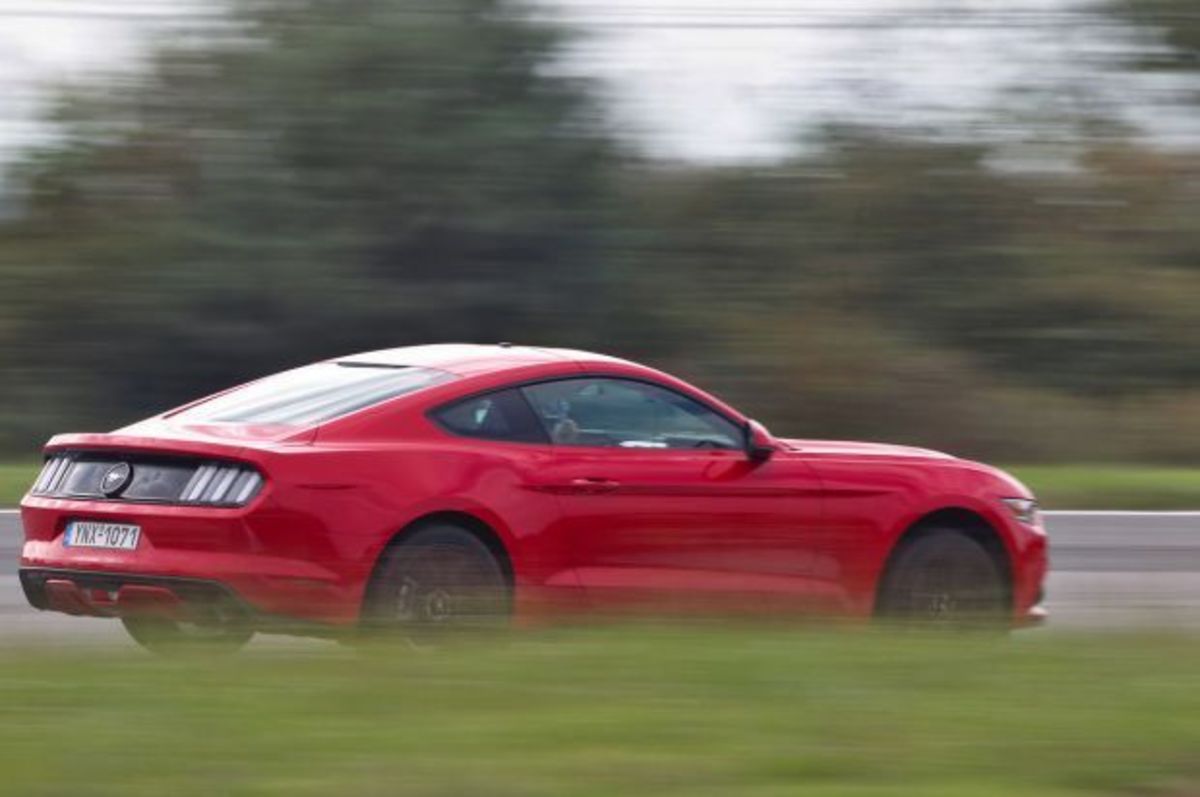 Δοκιμάζουμε τη νέα Ford Mustang 2.3 EcoΒoost