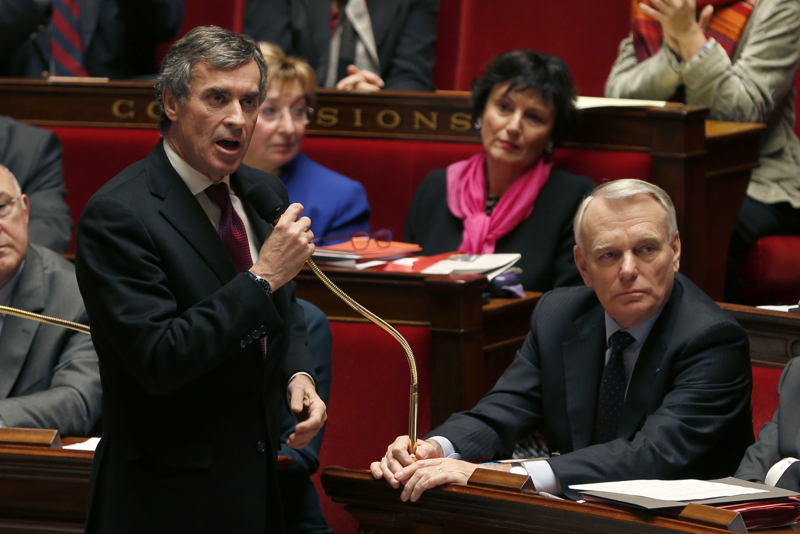 Σάλος στη Γαλλία για τον υπουργό – φοροφυγά – Έκθετος ο Ολάντ