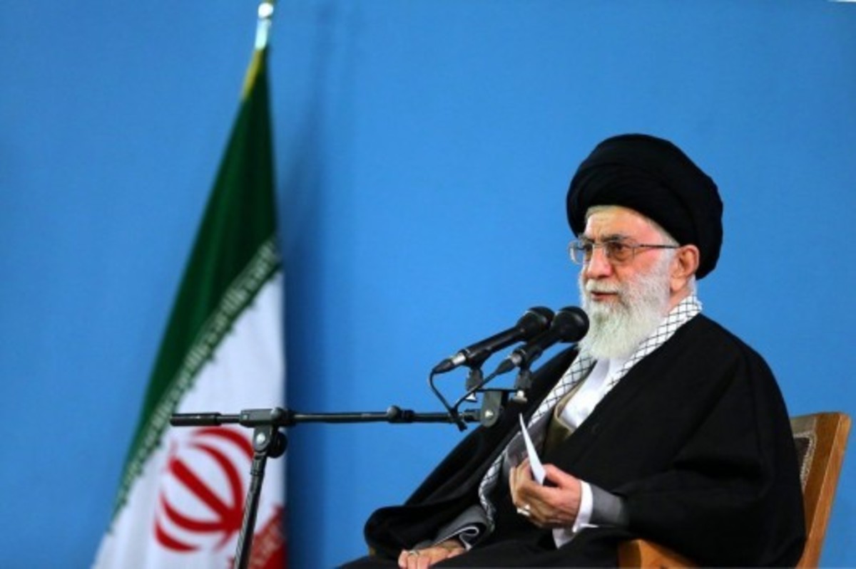 Ιράν: Ο Χαμενεΐ προειδοποιεί για “επιπτώσεις” μετά την εκτέλεση του σιίτη ιερωμένου