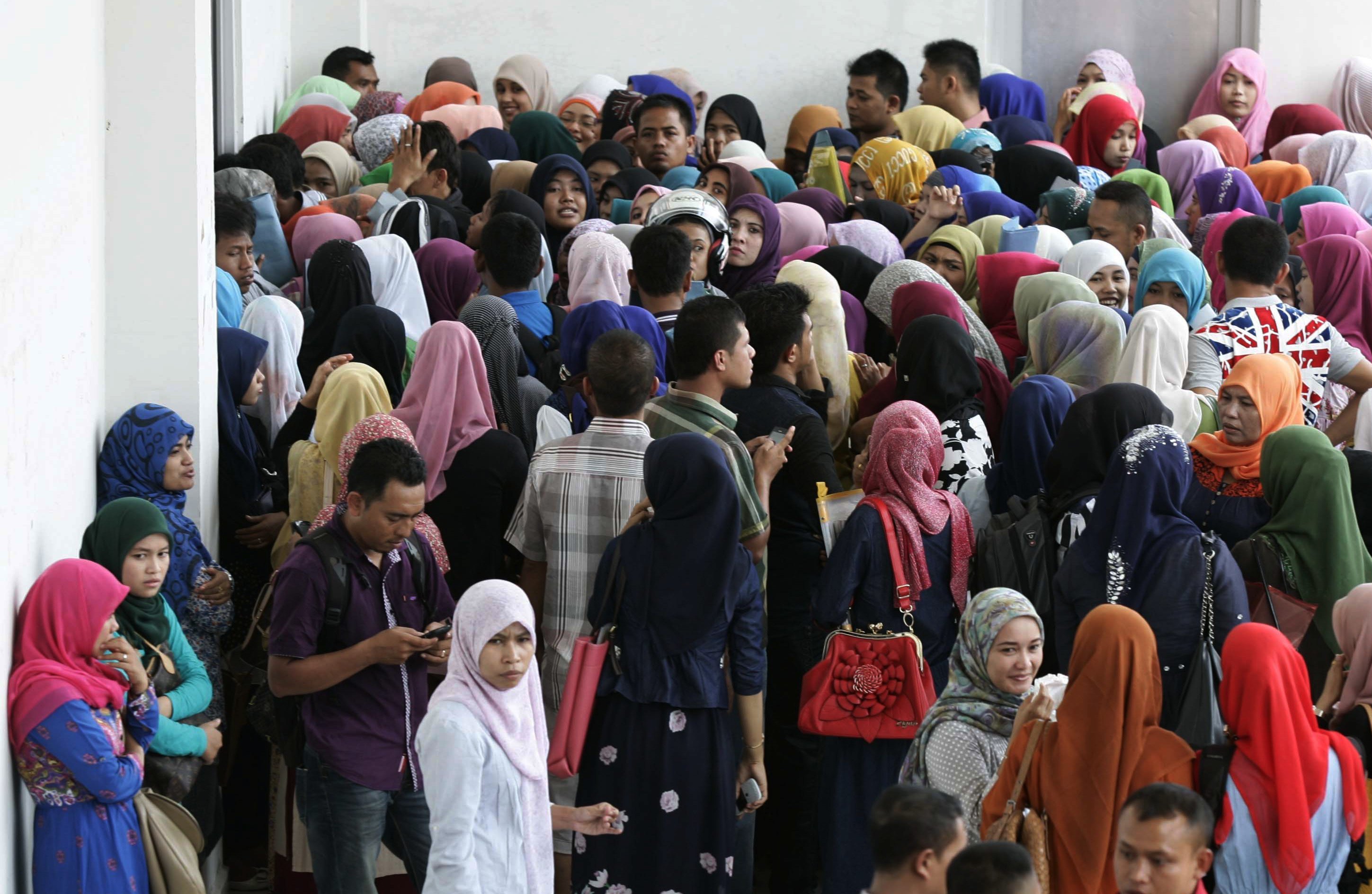 20 νεκροί και πολλοί αγνοούμενοι σε ναυάγιο ανοιχτά της Ινδονησίας