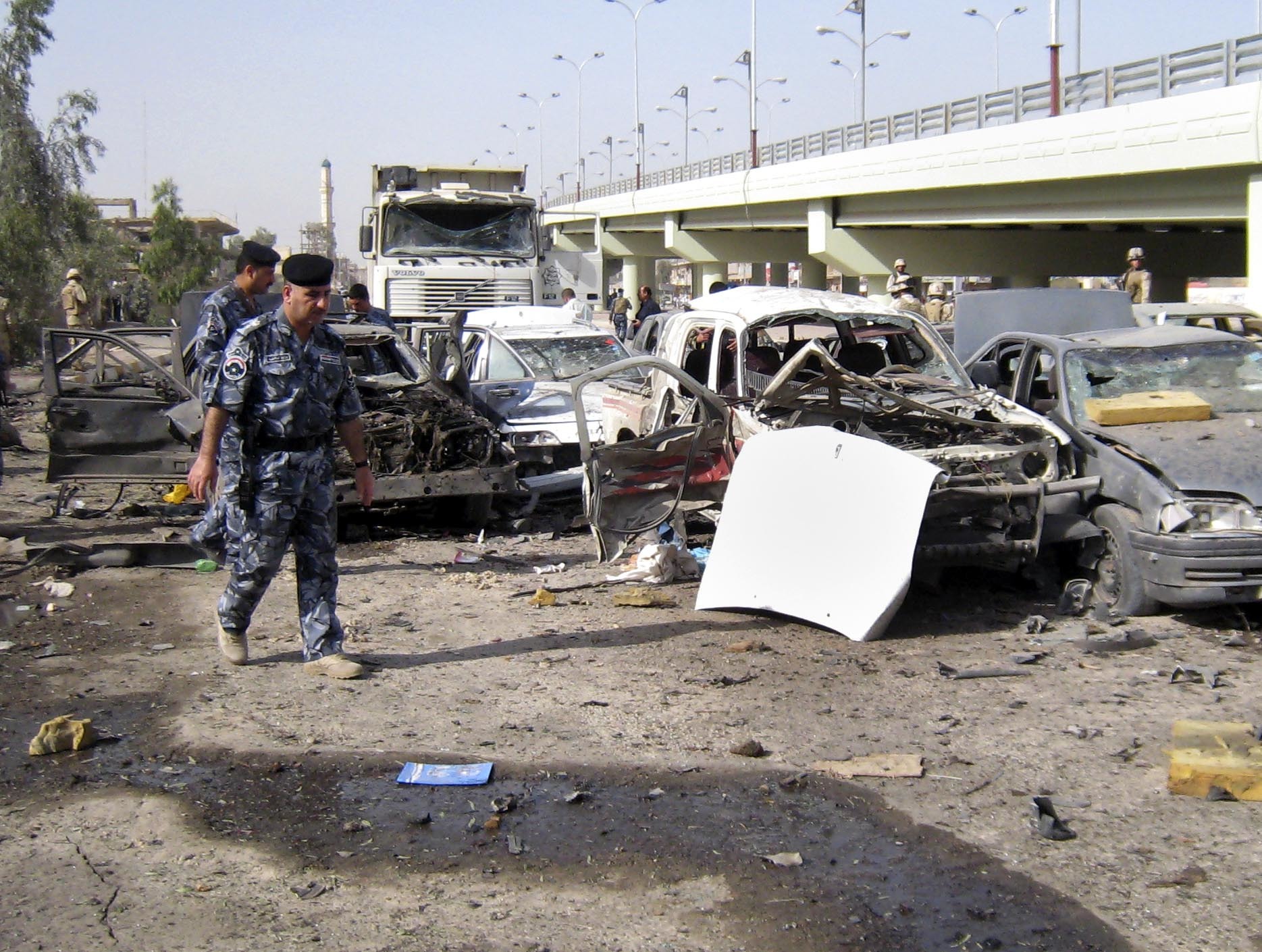 Έκρηξη την ώρα της προσευχής στο Ιράκ έστειλε στο θάνατο 20 ανθρώπους