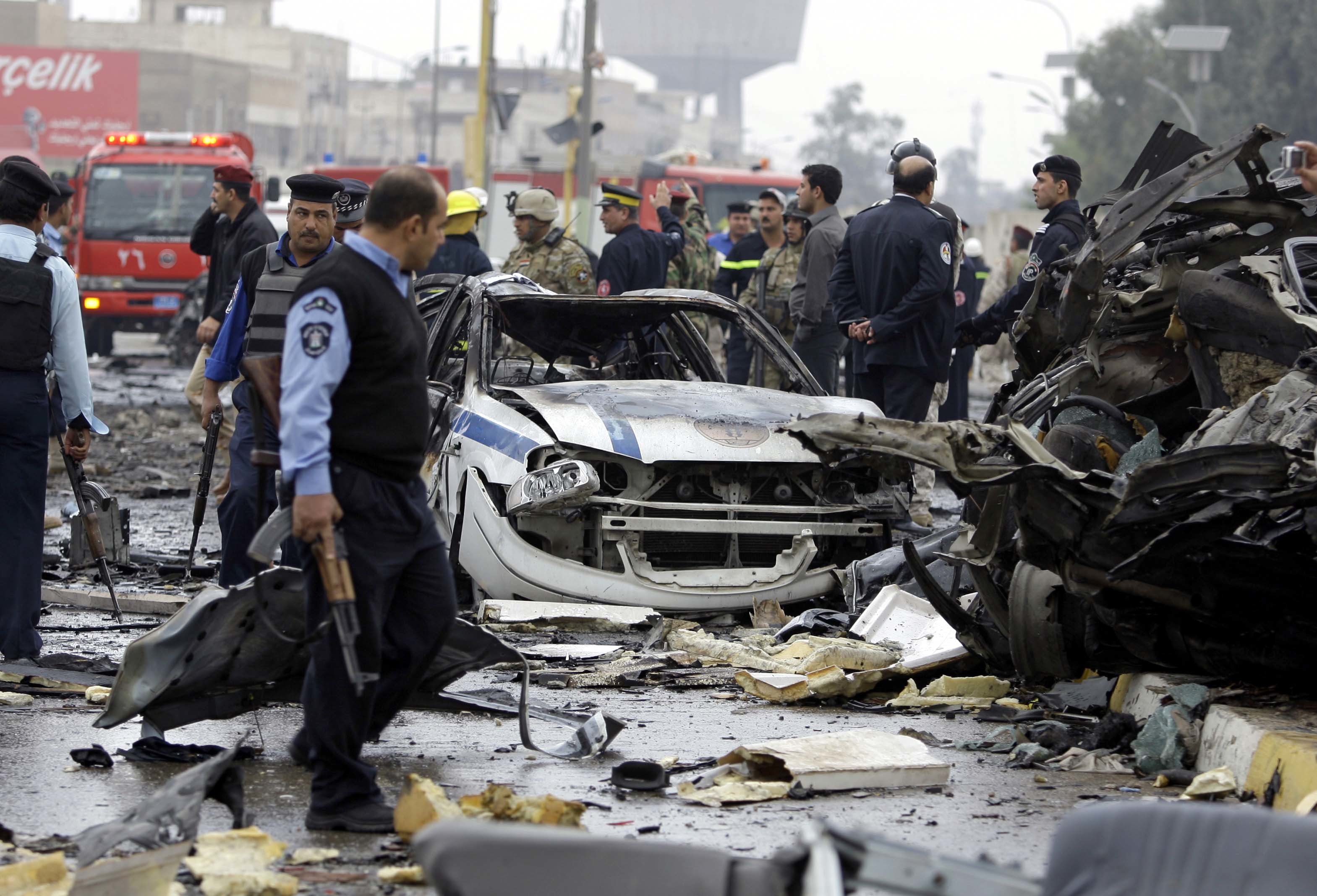 Επιθέσεις σε κυβερνητικά κτίρια στο Ιράκ με 33 νεκρούς