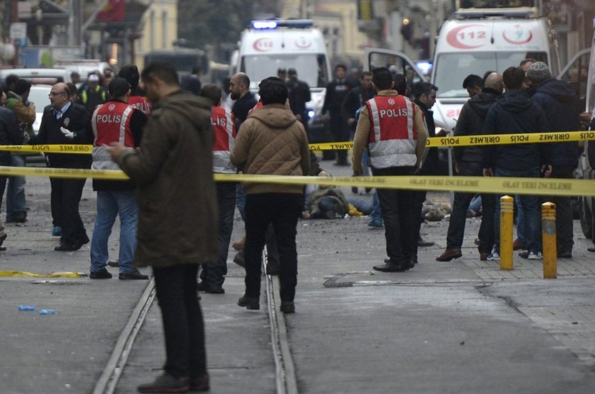 Πασίγνωστη τραγουδίστρια έζησε την έκρηξη στην Κωνσταντινούπολη