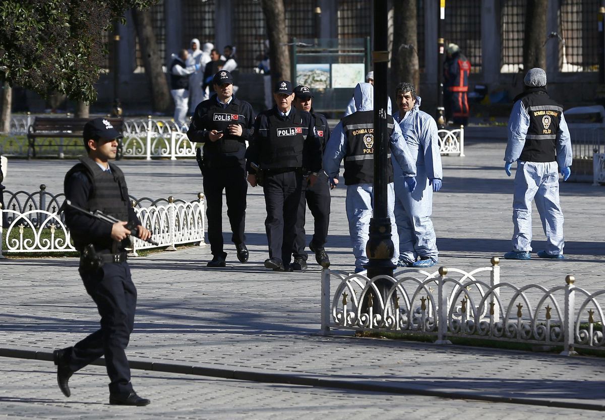 Κωνσταντινούπολη: Διέταξε “σιγή ασυρμάτου” ο Ερντογάν!