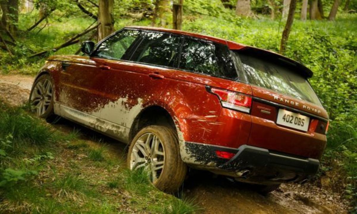 Η Jaguar Land Rover σχεδιάζει αυτόνομη οδήγηση και για off-road διαδρομές