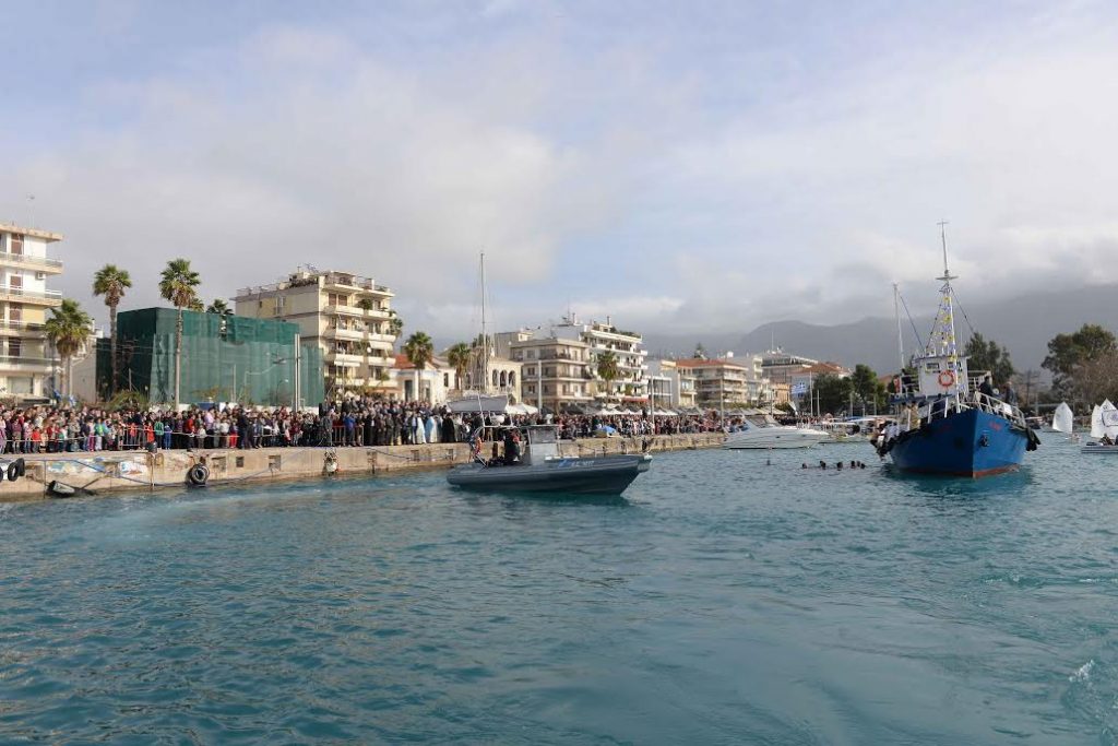 Στην Καλαμάτα τώρα και Κόκκινη Νύχτα