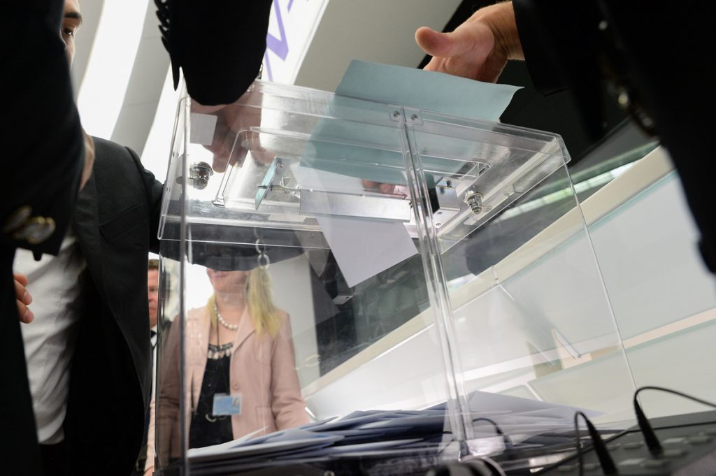 Η κρισιμότητα των εκλογών “πρωταγωνιστεί” στα γερμανικά ΜΜΕ