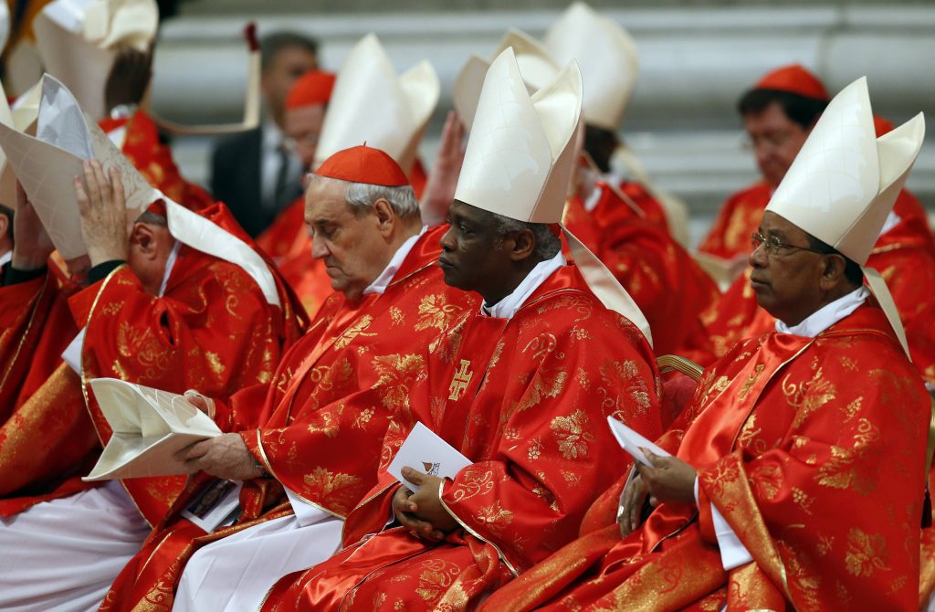 Βατικανό: Τα τελευταία ”tweets” των καρδιναλίων, πριν από ” τη μεγάλη σιωπή” του Κονκλάβιου