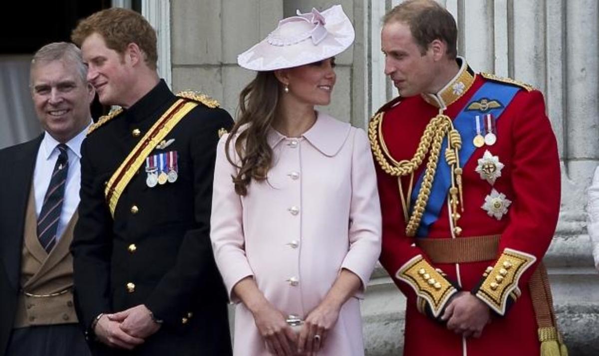 William – Kate: Στο πόδι η Βρετανία για τον μικρό τους πρίγκιπα! Οι πρώτες δηλώσεις μετά τη γέννησή του