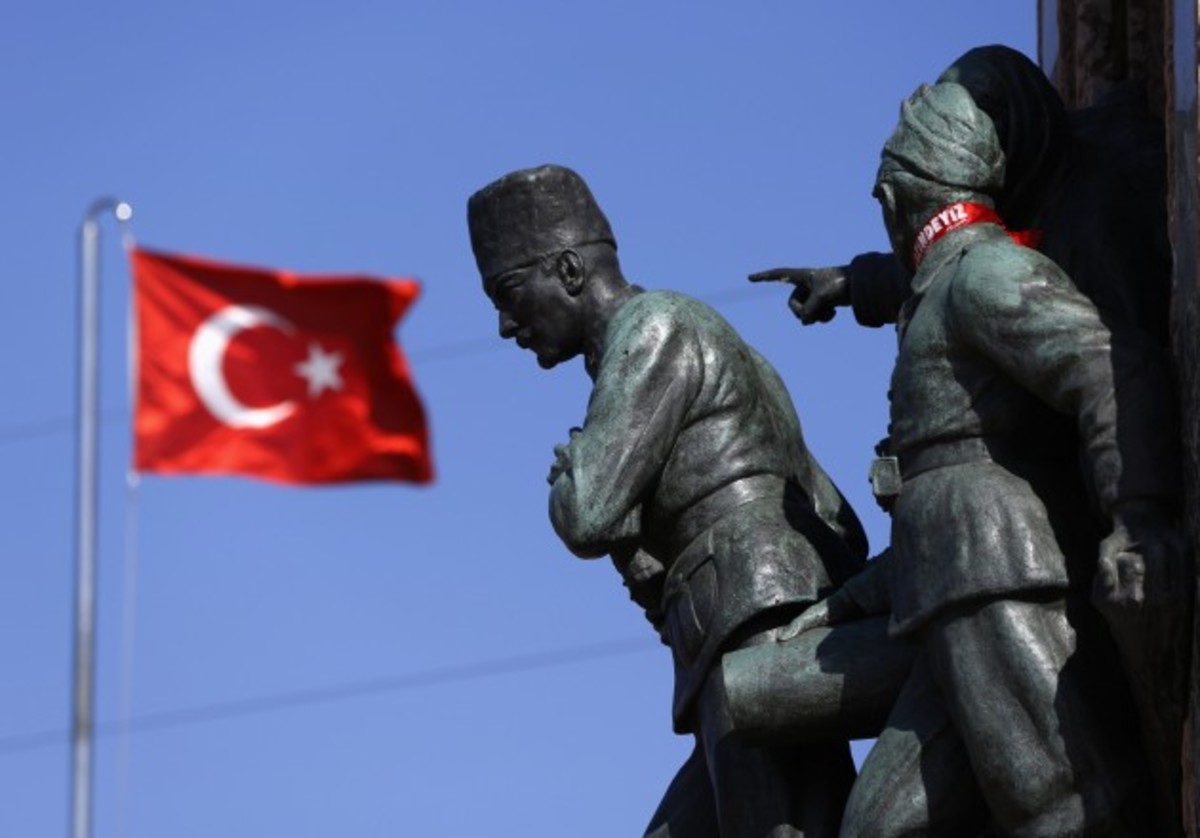 Τι αλλάζει στο απόρρητο “κόκκινο βιβλίο” της Τουρκίας -Τι προβλέπει για την Ελλάδα
