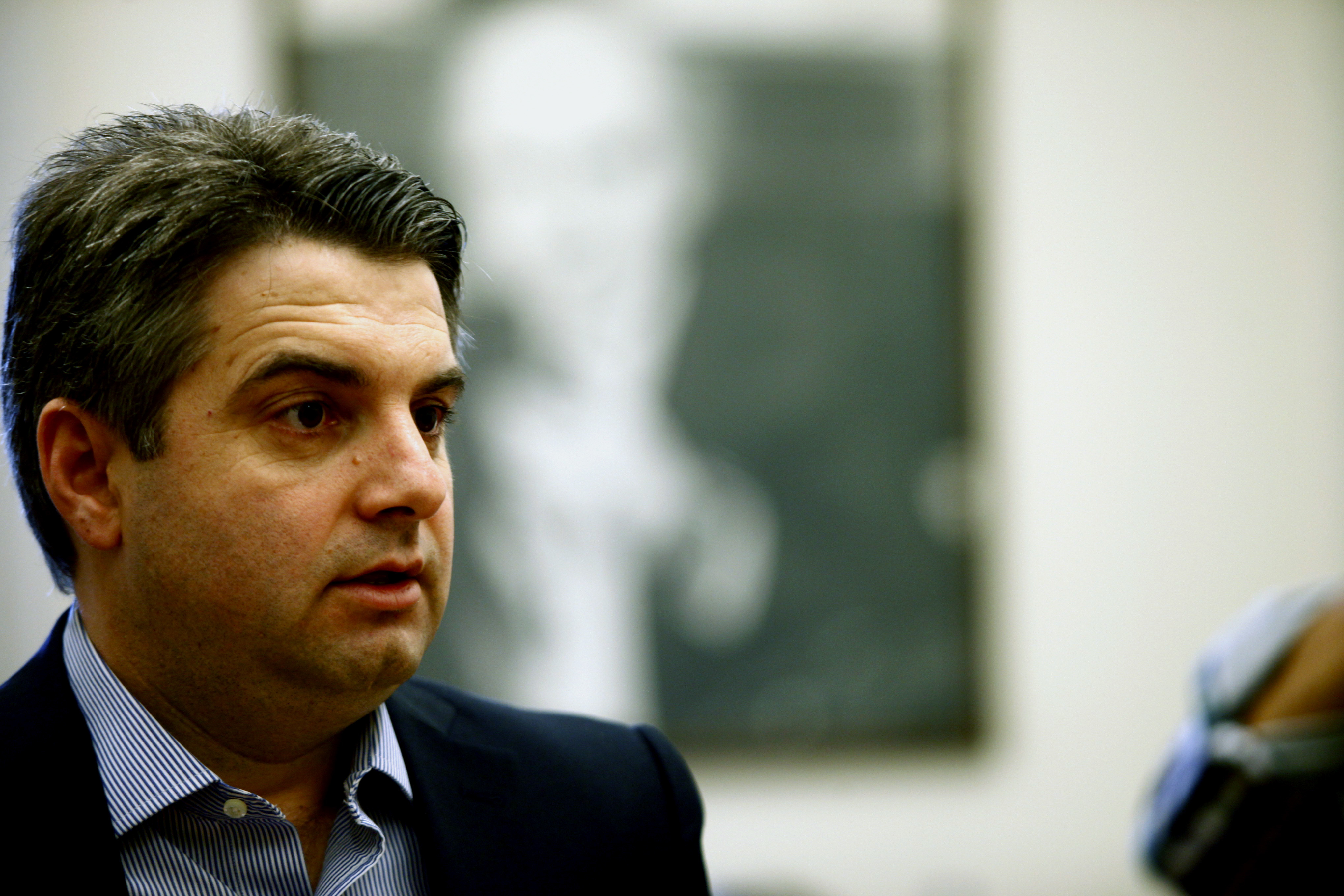 Οδ. Κωνσταντινόπουλος: Στελέχη του ΠΑΣΟΚ δίνουν δήθεν τη μάχη για “ιερά και όσια”
