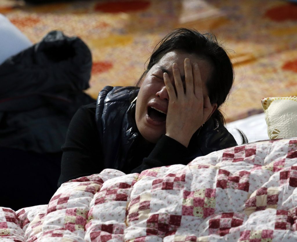 Τους σκότωσαν! Πήραν στο λαιμό τους εκατοντάδες ψυχές ο καπετάνιος και το πλήρωμα του μοιραίου πλοίου – Τους καταδίκασε η πρόεδρος της Νότιας Κορέας