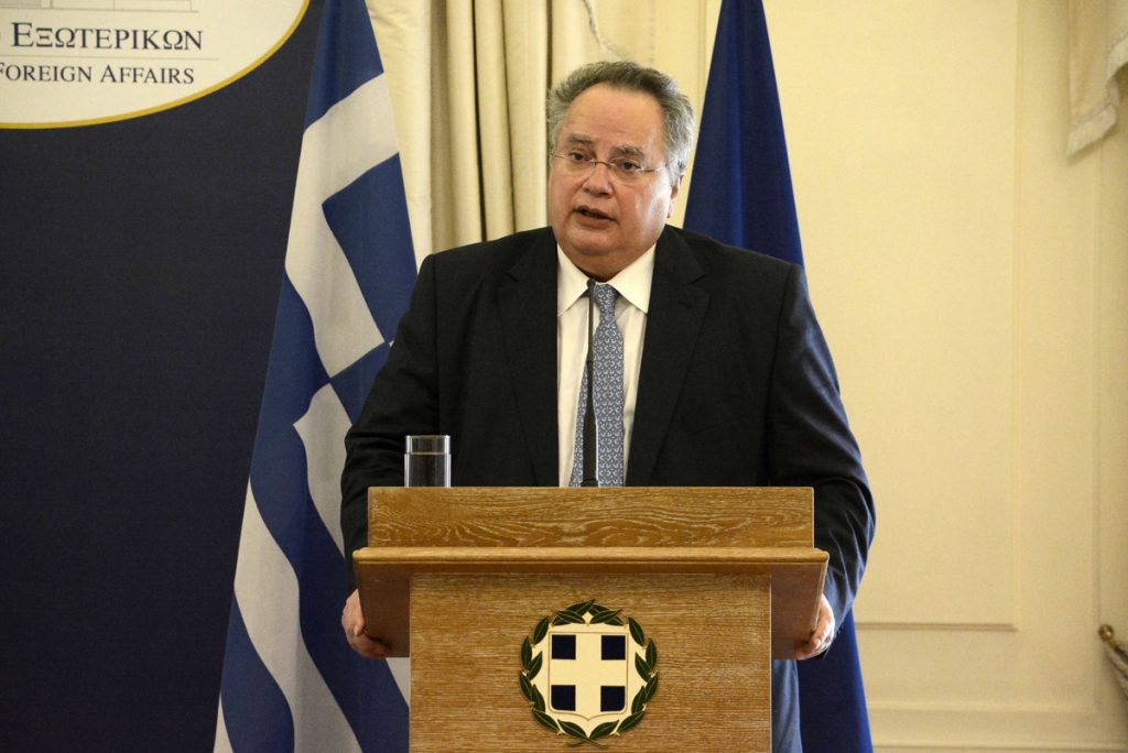 Ο Κοτζιάς δηλώνει πως τα μέτρα της κυβέρνησης για τους πρόσφυγες δεν αποδίδουν