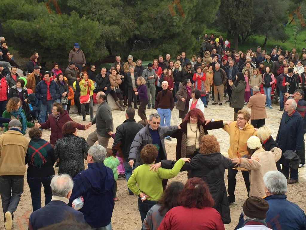 Κούλουμα στου Φιλοπάππου: Ο “θεούλης” παππούς και οι οδηγίες για… χαρταετό