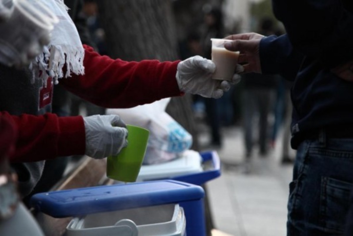 Ο Ιταλός ΥΠΕΞ στηρίζει τον “Έλληνα θυρωρό” και εκθέτει τους… ενοίκους της Ευρώπης