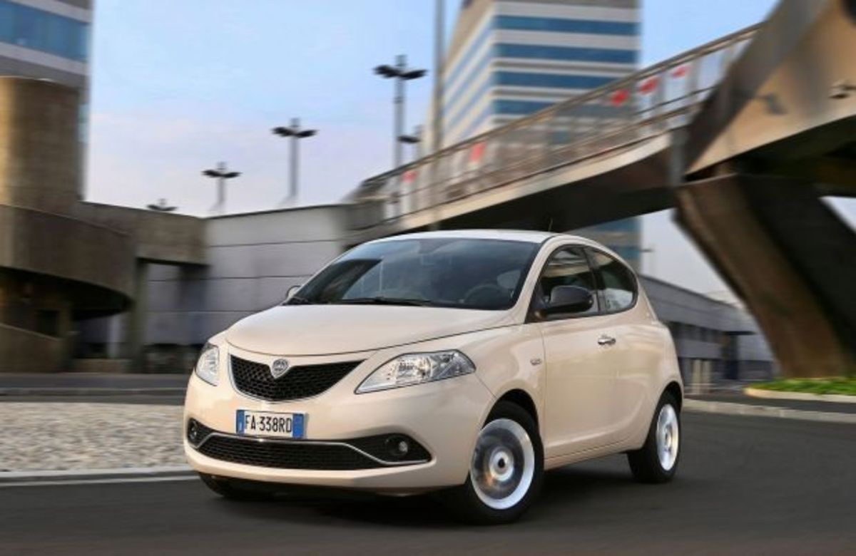 Ανανεωμένο Lancia Ypsilon με νέες τιμές