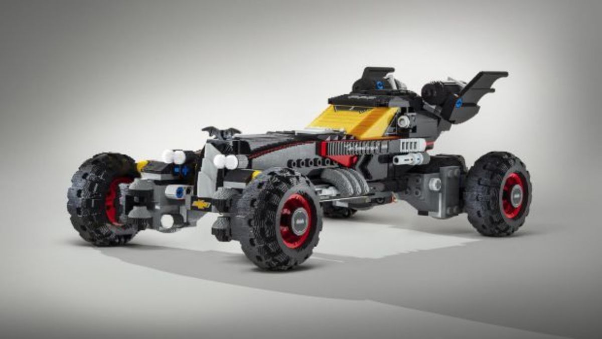 Φτιάχνοντας ένα Batmobile από τουβλάκια LEGO σε πραγματικό μέγεθος [vid]