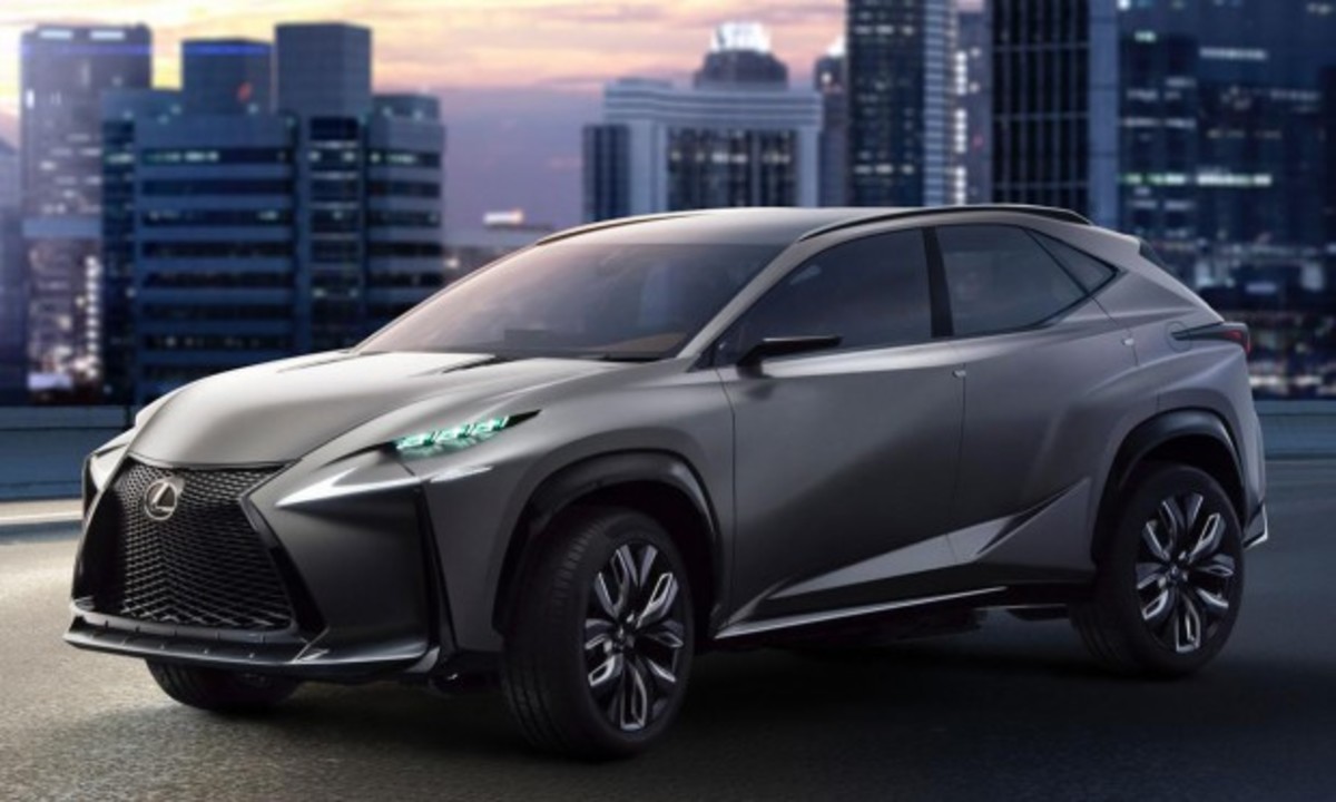 Το πρωτότυπο Lexus LF-NX επιστρέφει για να δείξει έναν νέο τούρμπο κινητήρα