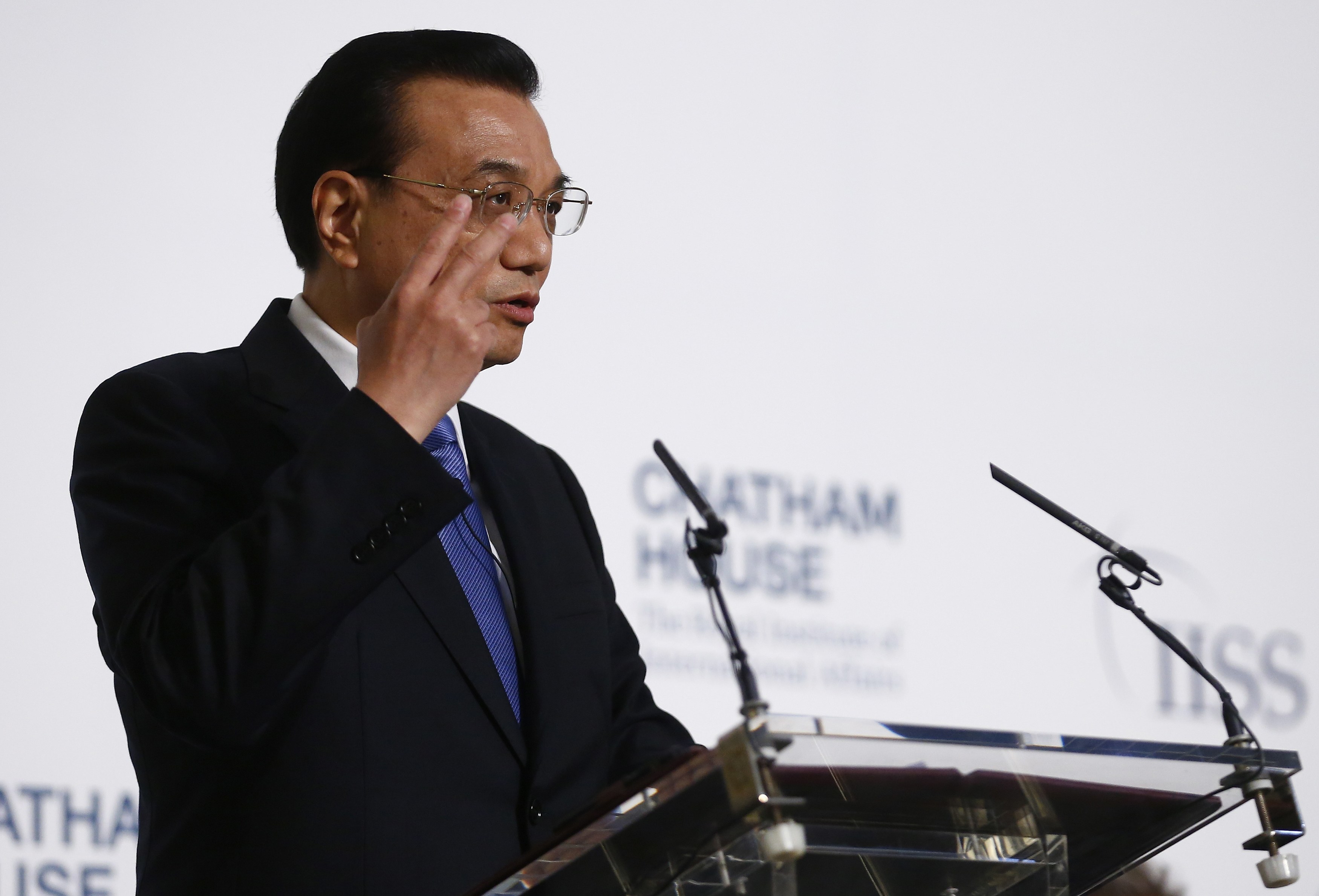 Ρυθμούς ανάπτυξης 7,5% θα συνεχίσει να απολαμβάνει η Κίνα, δηλώνει ο πρωθυπουργός της