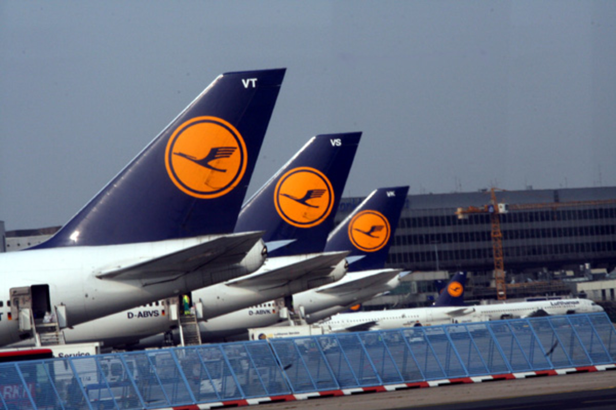 Καλούν σε τριήμερη απεργία τους εργαζομένους της Lufthansa στο Παρίσι