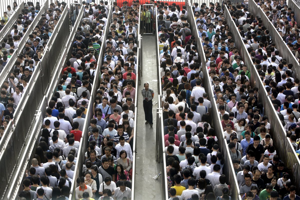 Ουρές χιλιομέτρων στο μετρό του Πεκίνο! Απίστευτες ΦΩΤΟ!