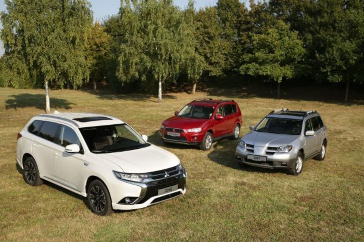 Το Mitsubishi Outlander συμπλήρωσε τα 15 χρόνια παραγωγής