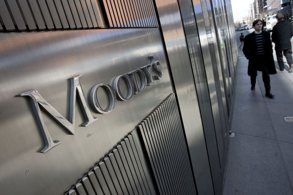 Σφαλιάρα από Moody’s: Credit negative η καθυστέρηση στην αξιολόγηση!