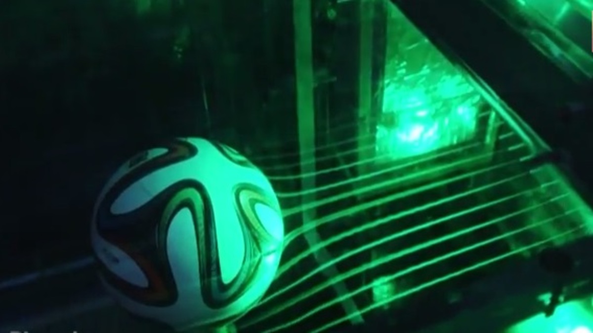 Η NASA έδωσε το “ΟΚ” για τη μπάλα του Μουντιάλ! (video)