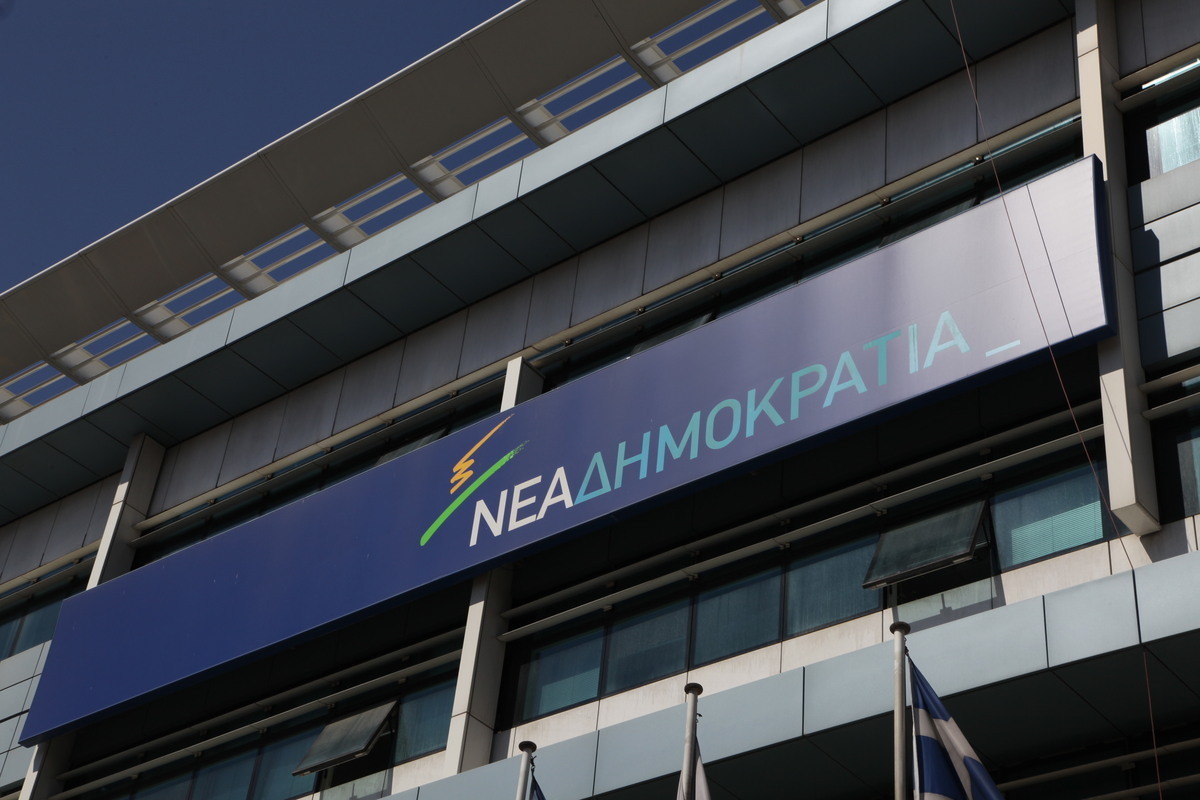 ΝΔ: Ο Κυρίτσης είναι το πραγματικό πρόσωπο του Τσίπρα