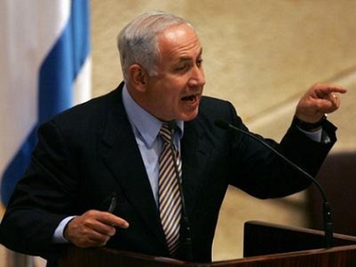 Απειλεί “θεούς και δαίμονες” το Ισραήλ για τη δολοφονία των 3 εφήβων