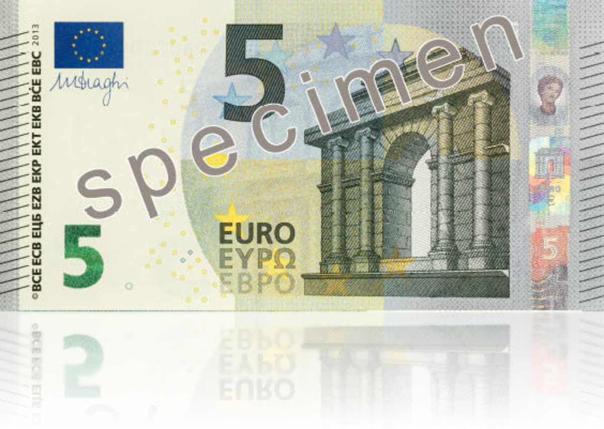 Προσοχή! Αύριο κυκλοφορεί το νεο χαρτονόμισμα των 5 ευρώ! Δείτε το