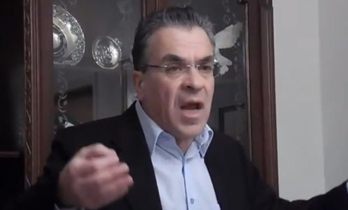 Για εξηγήσεις στη Συγγρού ο Ντινόπουλος για το «πληρώθηκε καλά ο Κουβέλης»