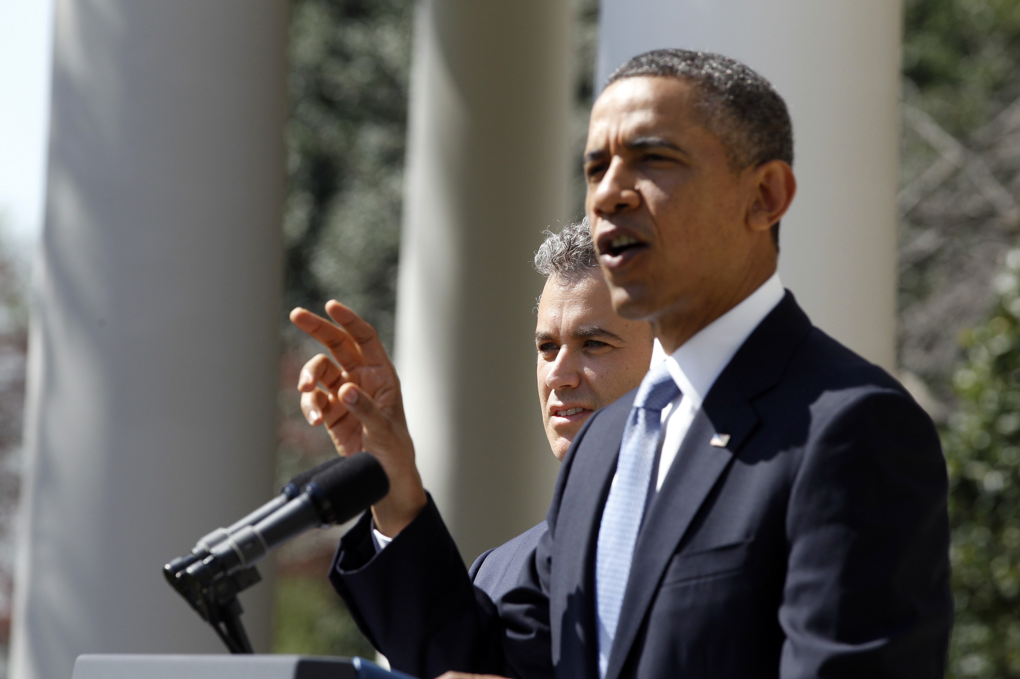 Ο Ομπάμα αναμένεται να ανακοινώσει σήμερα το τέλος του προγράμματος παρακολούθησης τηλεφωνικών επικοινωνιών