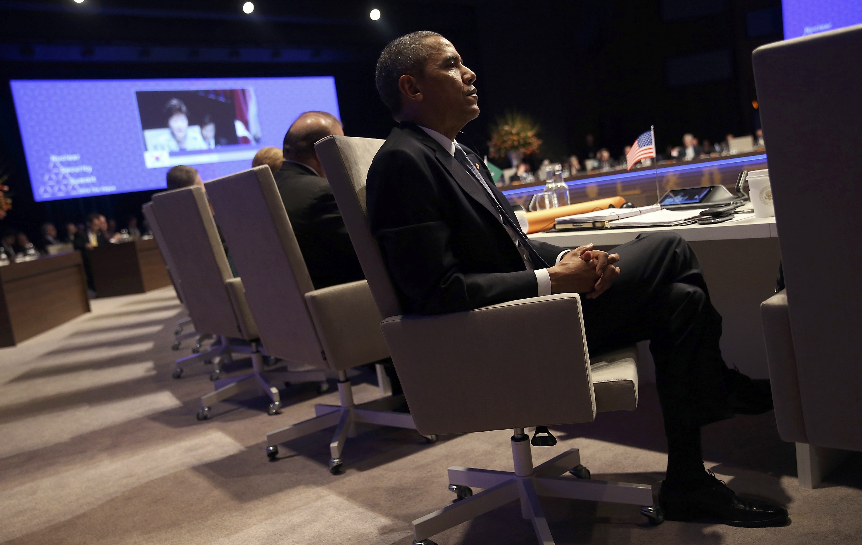 Ο Ομπάμα ψάχνει στην Κίνα συμμάχους απέναντι στον Πούτιν