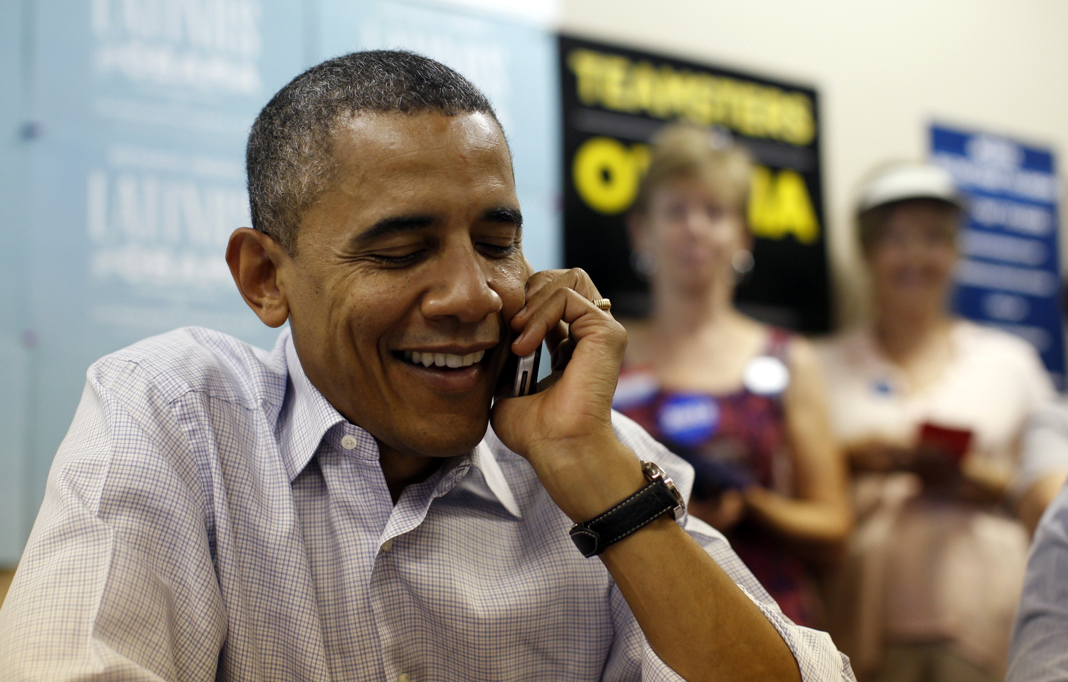 Τηλεφώνημα Ομπάμα σε Ολάντ για τις παρακολουθήσεις