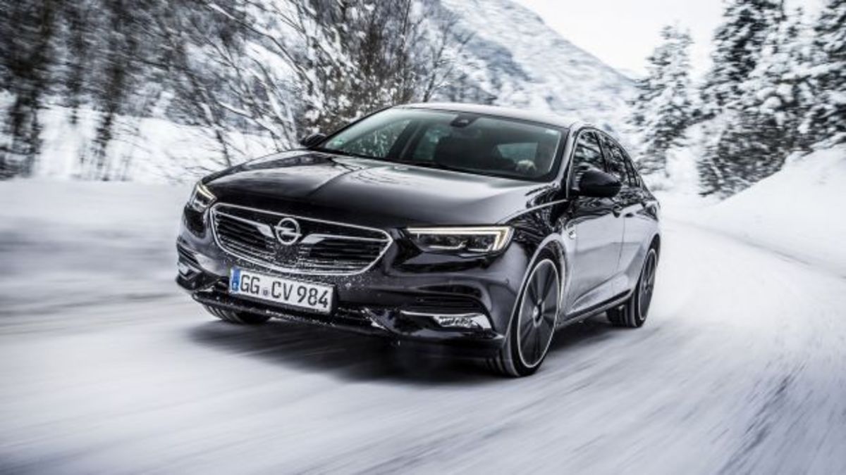 Το νέο Opel Insignia Grand Sport απέκτησε έκδοση για τα… χιόνια! [pics]