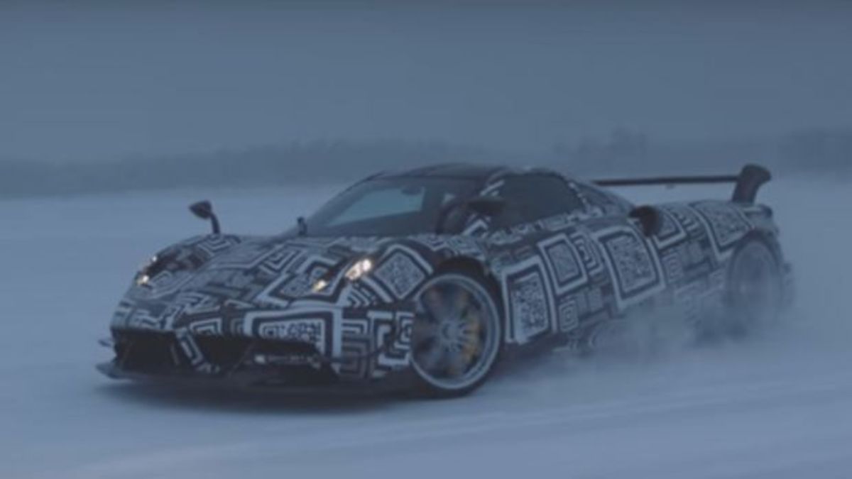 Δείτε την εξωτική Pagani Huayra BC να «χορεύει» στο χιόνι (VIDEO)