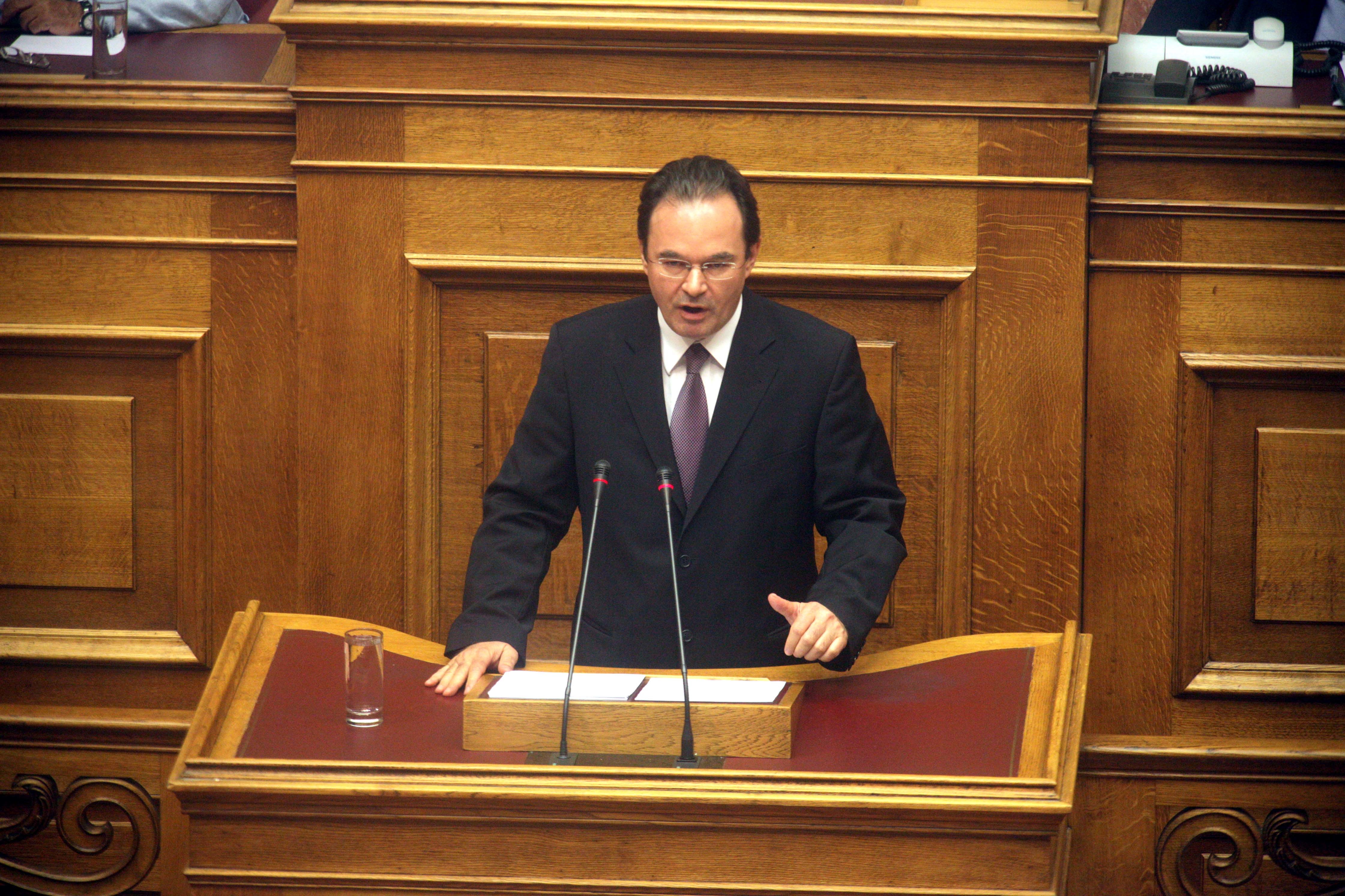 Ομιλία του Γ. Παπακωνσταντίνου στη Βουλή - ΦΩΤΟ EUROKINISSI
