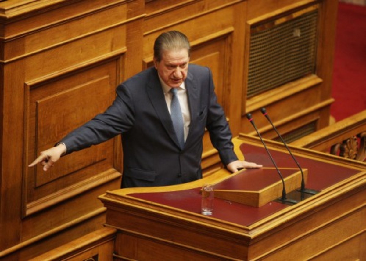 Ο Βύρωνας Πολύδωρας δεν προσχωρεί στους Ανεξάρτητους Έλληνες