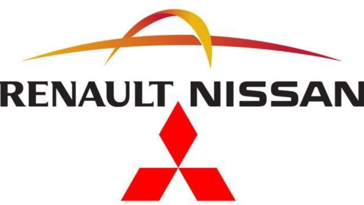 Η Nissan αναλαμβάνει τον έλεγχο της Mitsubishi με πρόεδρο τον Ghosn