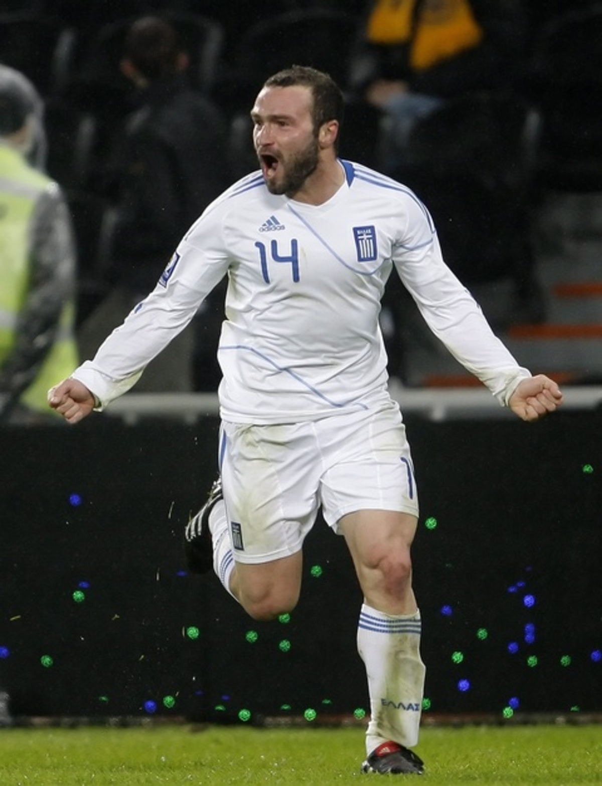 Ο Δημήτρης Σαλπιγγίδης με το γκολ του στην Ουκρανία έστειλε την Ελλάδα στο Μουντιάλ.
